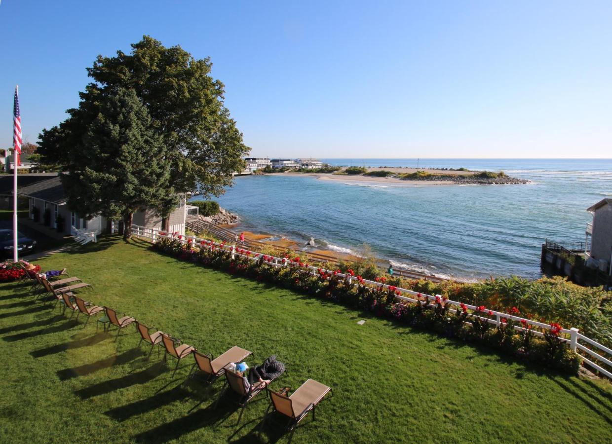 Terrace By The Sea 3*